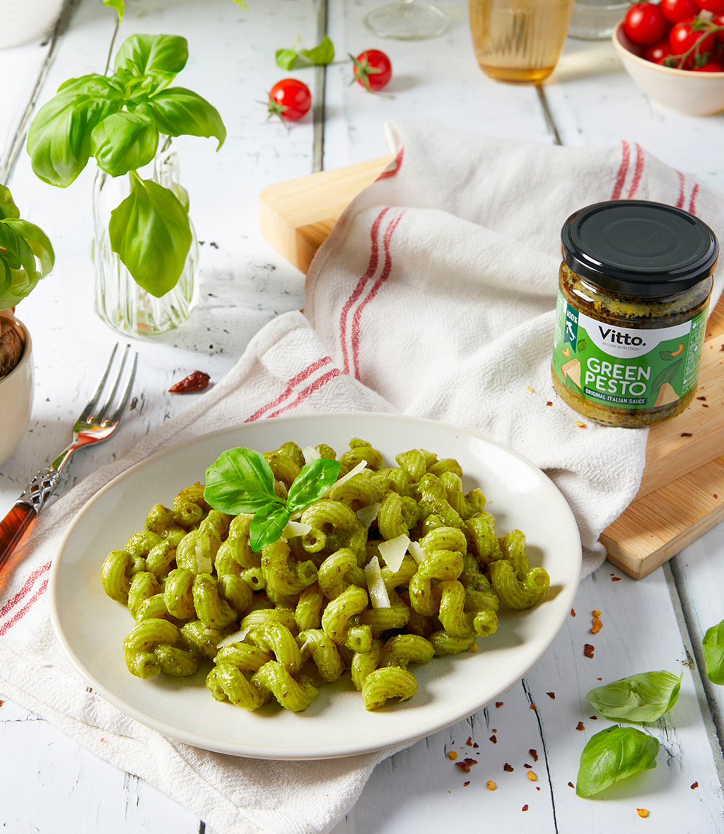 Cavatappi with pesto sauce - Vitto | In love with food